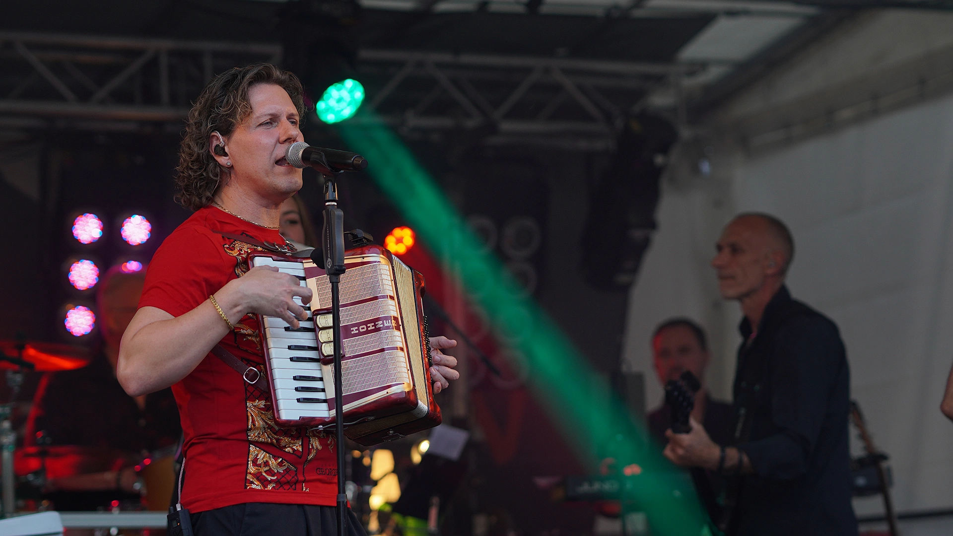 B-Lex mit Akkordeon